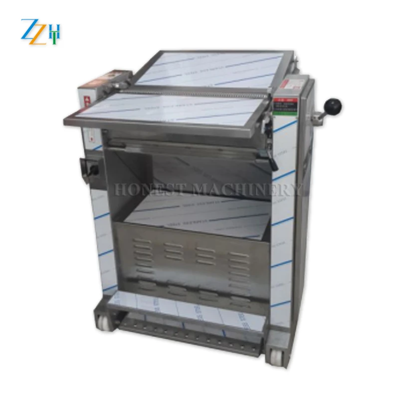 Safe Operation Peeler Skin Removal Machine / Chicken Peeling Machine