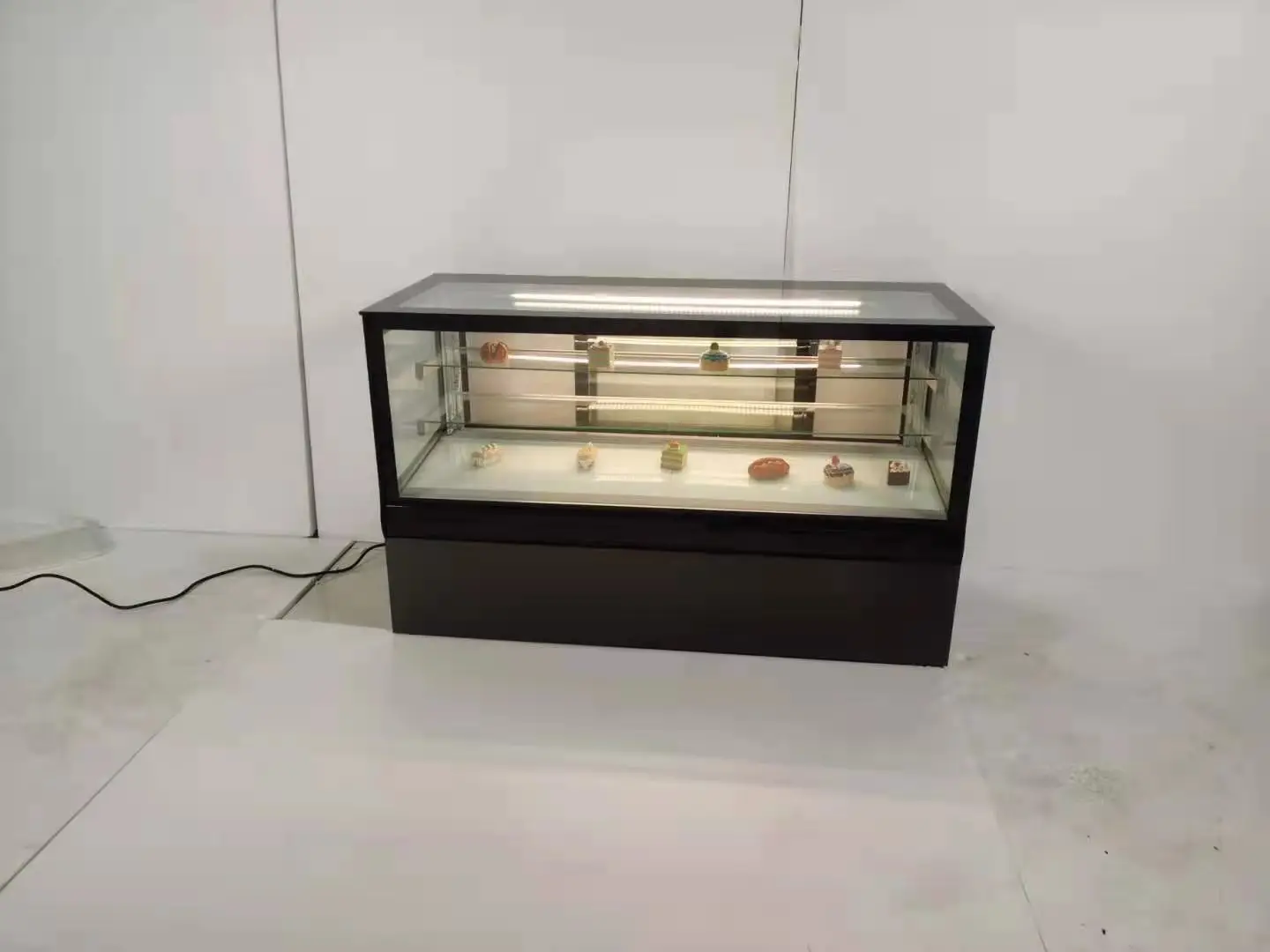 JINBEST Counter Top Display Cake Refrigerator Display Freezer Bakery Cake Showcase