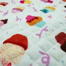 Custom Digital Printing Bullet Fabric Bullet Fabric 100%Polyester For Seamless Little Delicious Cupcakes Seamless Pattern