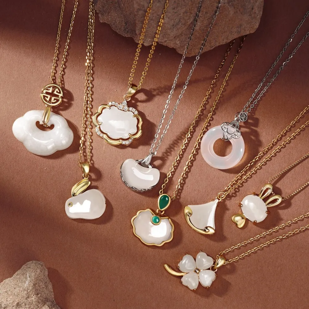 Custom 925 Sterling Silver Lucky Buckle Hollow Round Pendant Luxury High-End 18K Gold Plated Hotan Jade Necklaces For Women