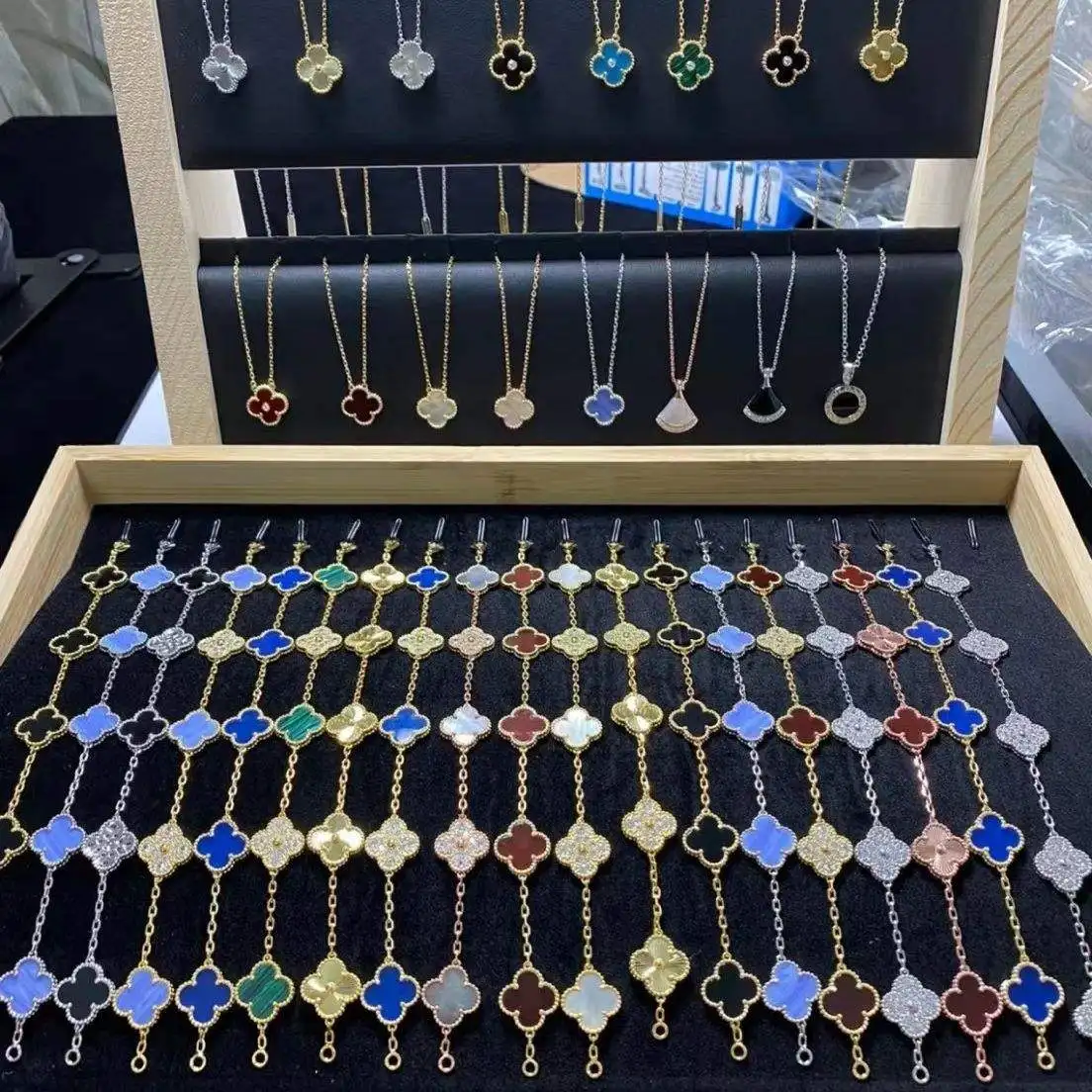 WY Wholesale Famous Luxury Designs Brands 18K Gold Earrings Necklace Bracelet For Women