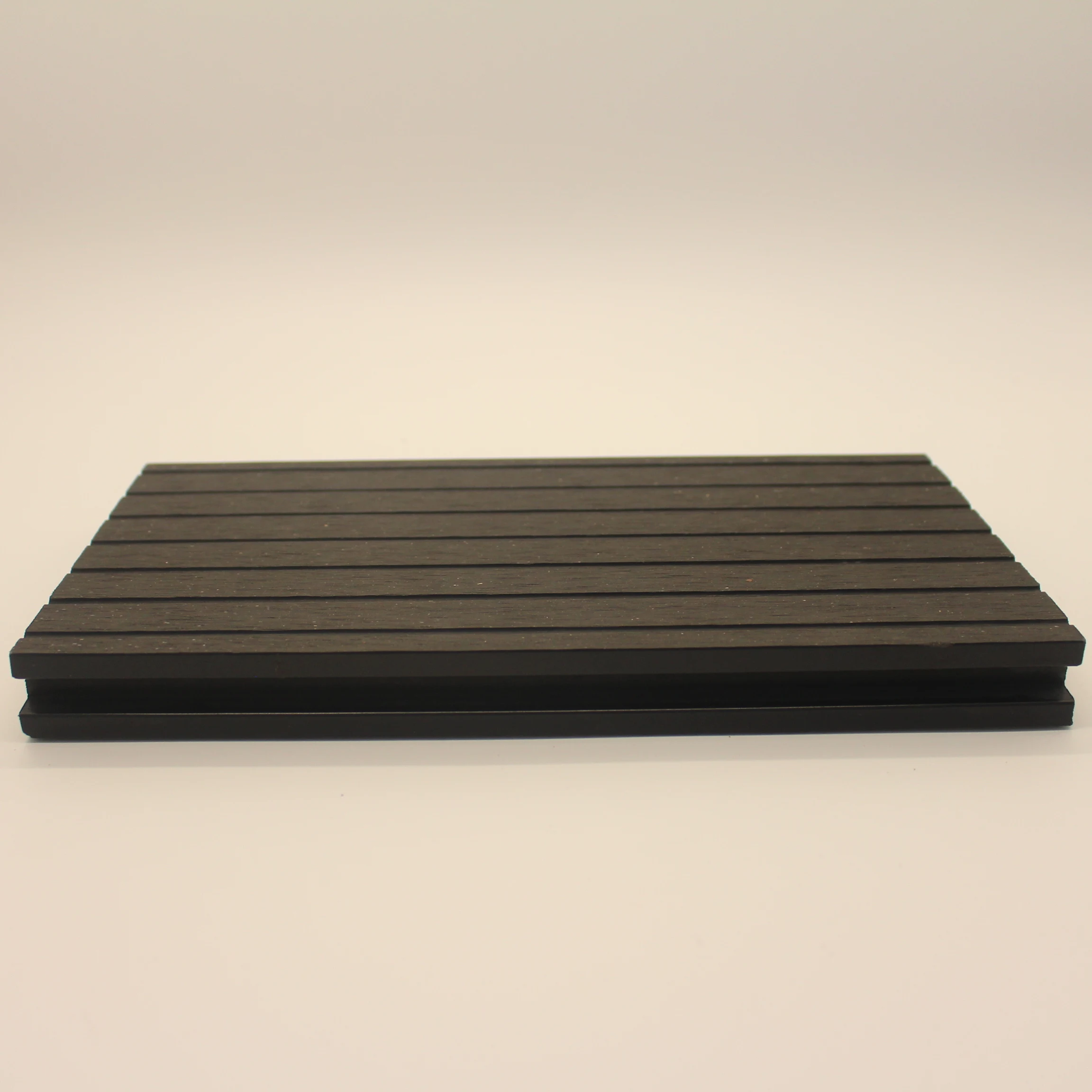 Waterproof Outdoor Wood Base Composite Boards Garden Floor Landscaping Decking