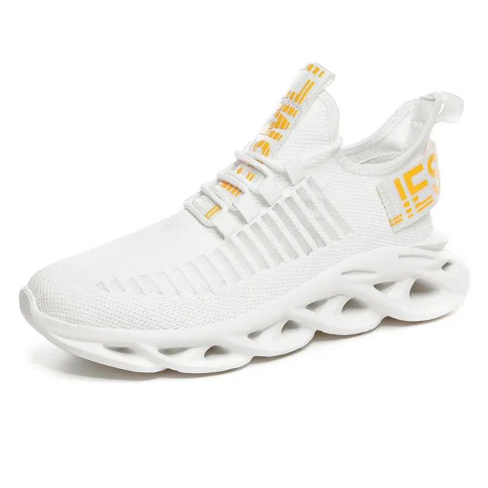 Large Size Men Running Shoe Twist Breathable Flying Knitted Casual