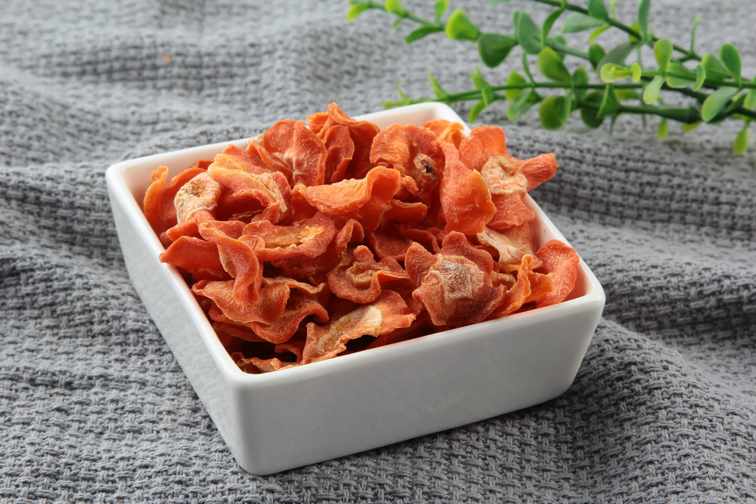 Organic Steam treated Dried dehydrated vegetables carrot cross cut added sugar / sugar free