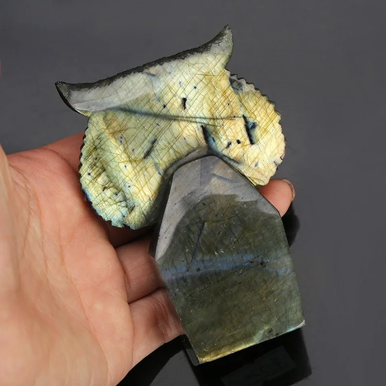 Animal Tiger Stone Figurine Crystal Crafts, Natural Labradorite Stone Decoration, Souvenir Gift Healing Crystal Figurines