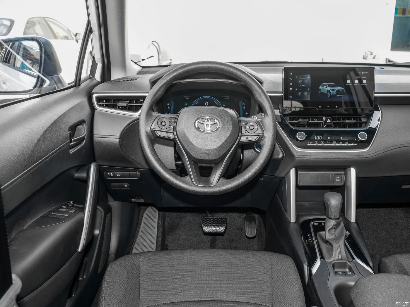 Hot Toyote Co-rolla Cross 2024 Petrol/Hybrid Vehicle Left Hand Drive Vehicle 0km used cars Wholesale Price
