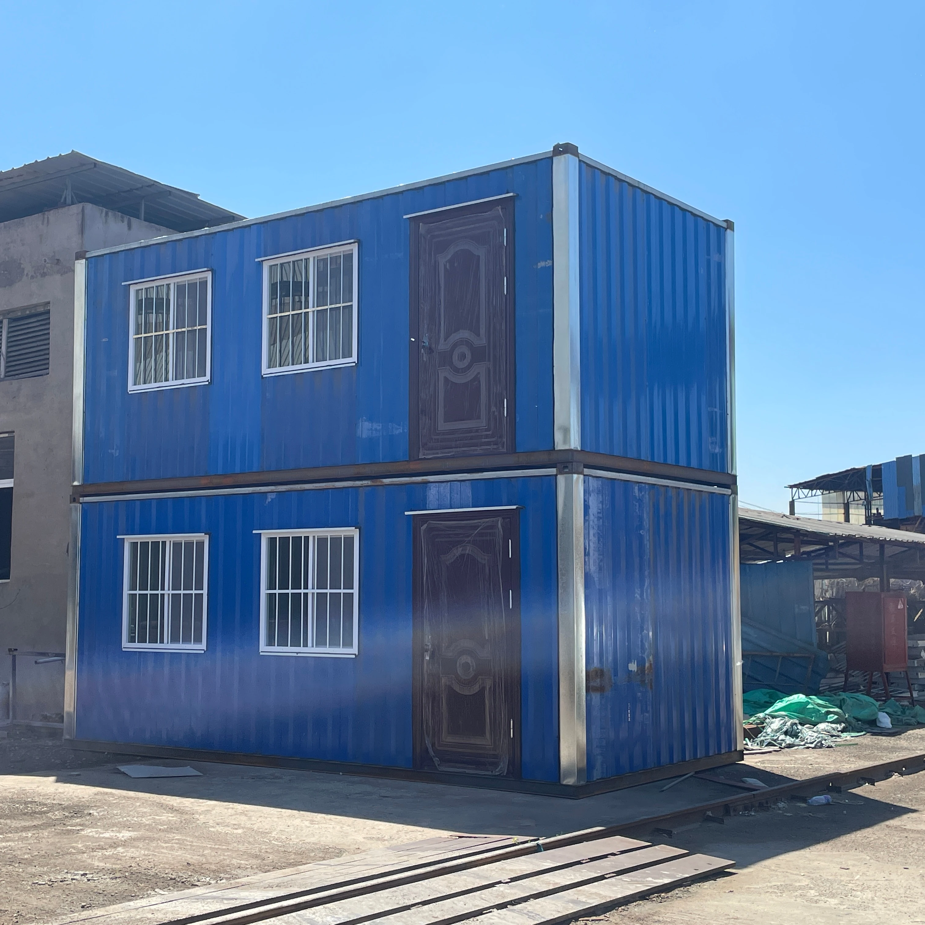 Flat Pack Prefabricated Modern Design Welding Shipping Container Housef for Living/Office/Accomodation/Shop/Restaurant (SU-C158)