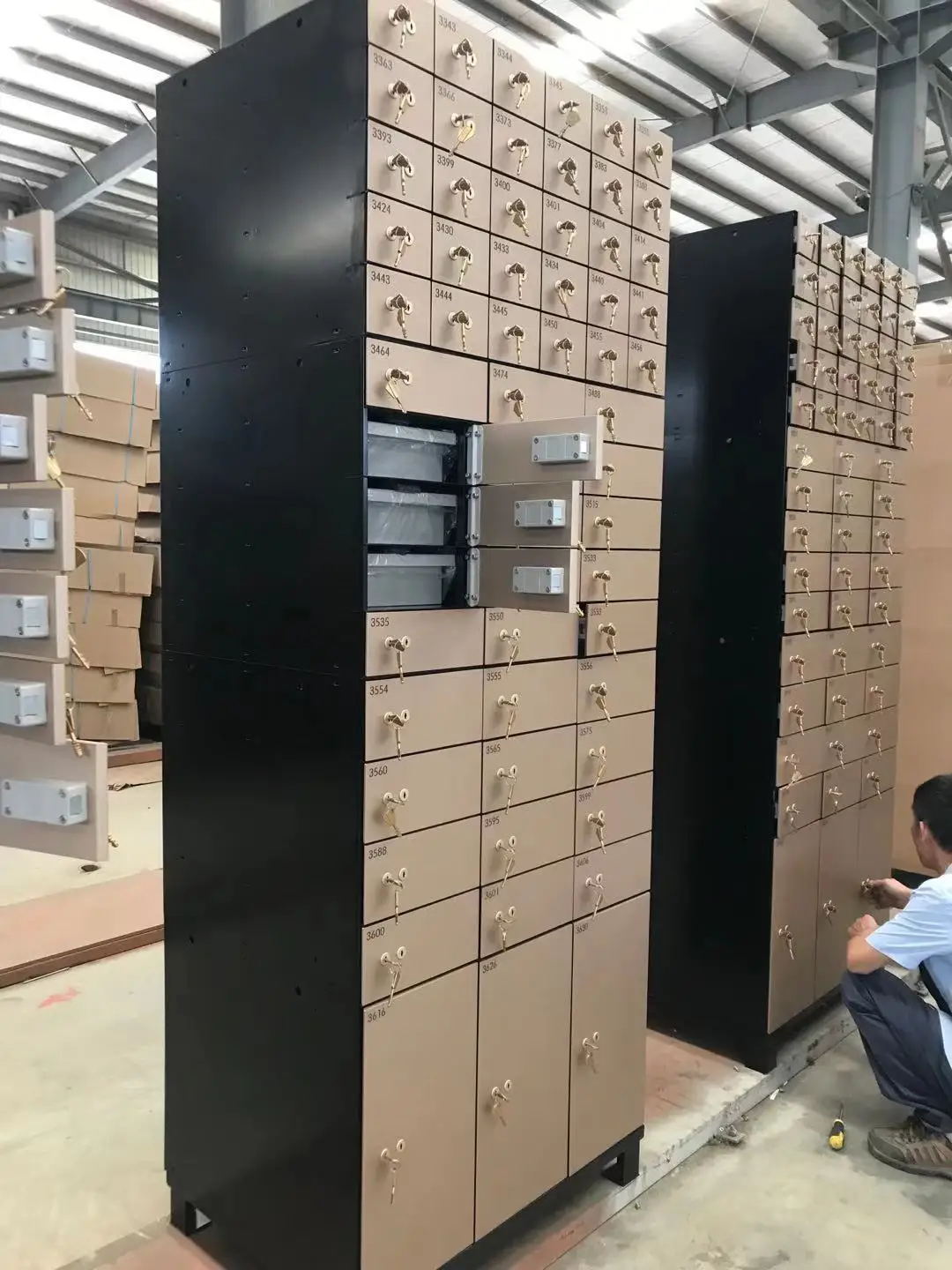 Bank safe deposit box Top quality OEM Hotel hot rolling sheet deposit money safe box locker Jinzheng safe