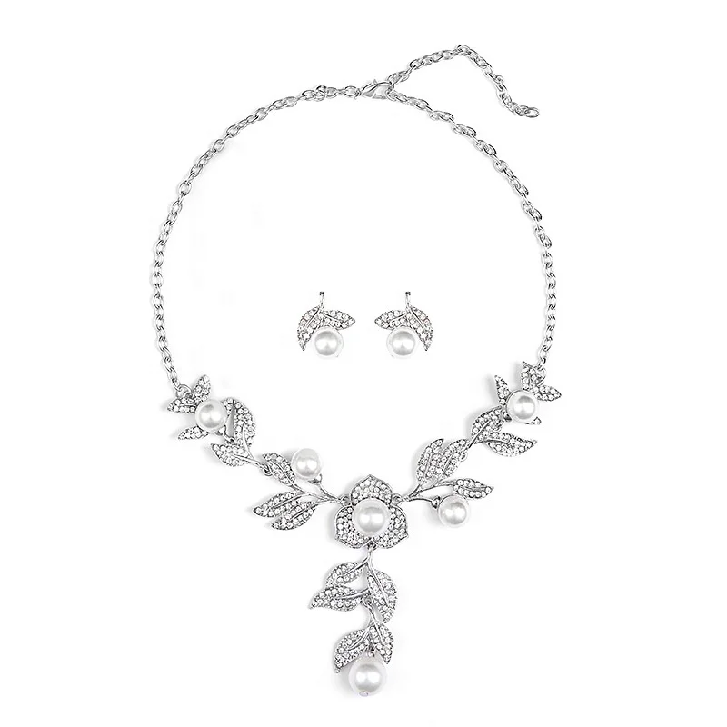 2024 Hot Sale Bridal Wedding Party Jewelry Sets Pearl With Rhinestone Diamond Luxury Simple Silver Necklace Earrings Sets Women