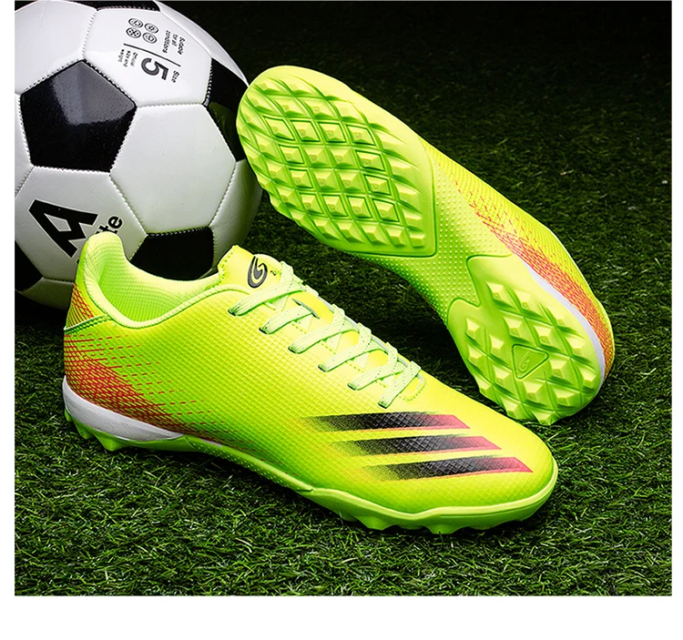 
Customize Kids Boys Indoor Futsal Sports Soccer Shoes Football Boots Shoes Manufacturers 