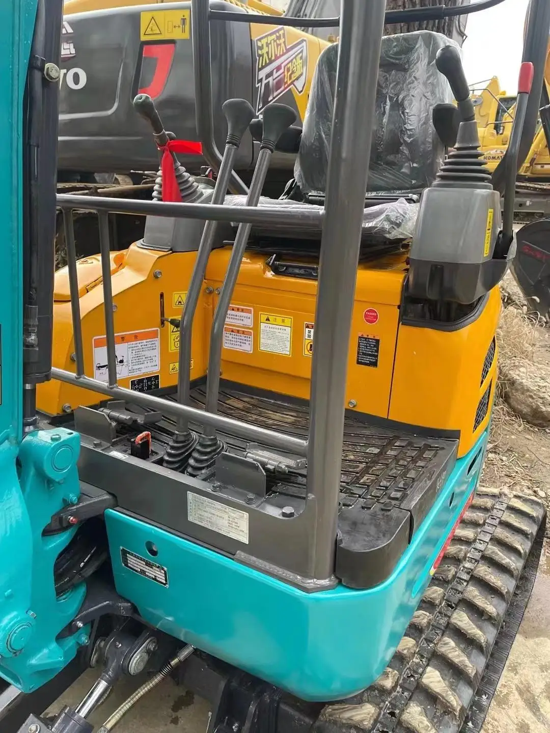 Подержанный мини-экскаватор Kubota U35 Digger подержанное 3 5 t Kx135 оригинальное оборудование