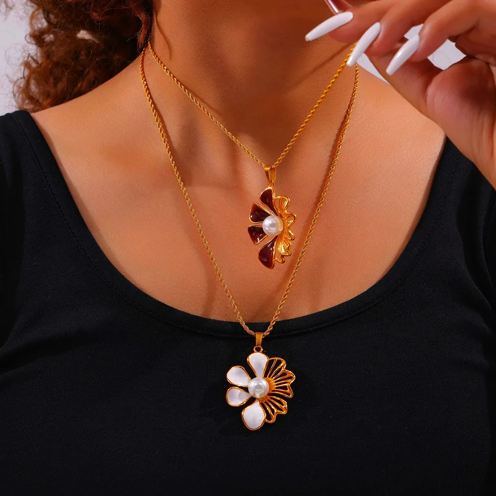 New Enamel Flower Stainless Steel Pearl Necklace Fashion 18k Pvd Coated Waterproof Stainless Steel Necklace