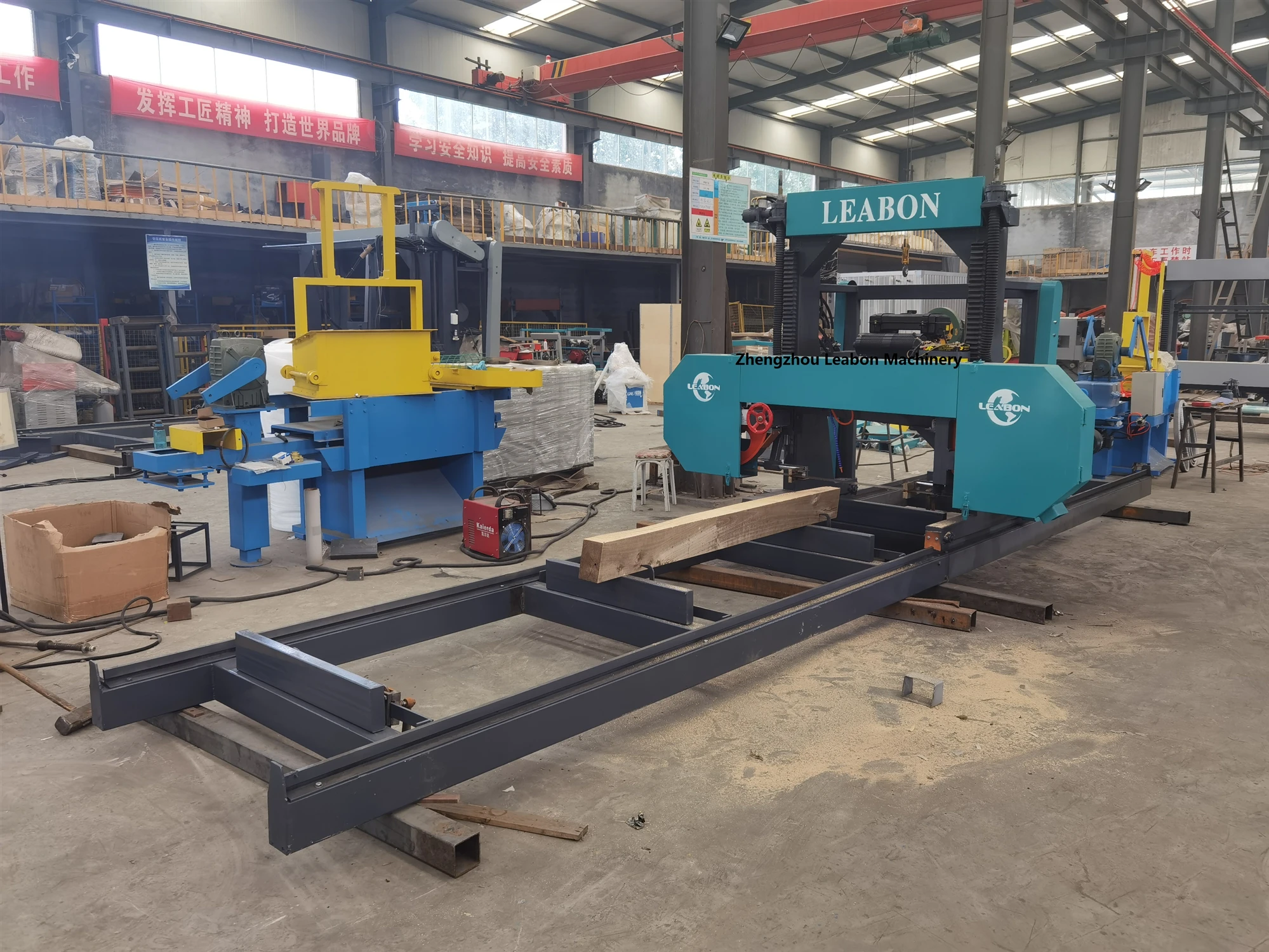 Forest Woodworking Machinery Sawmill Wood Logs Cutting Band Saw Price