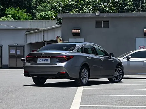 Китайский Авалон умный Электрический гибридный автомобиль 4 двери 5-местный седан 180 км/ч масляно-Электрический