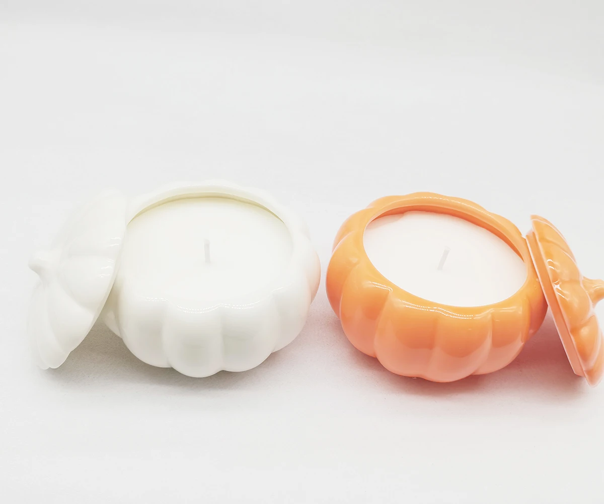Custom Ceramics Pumpkin Shaped Jar Natural Soy Wax Candle For Home Decoration Thanksgiving Christmas Halloween