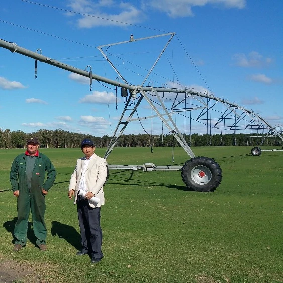 2022 Hot sales  Center Pivot Farm irrigation Systems for big land