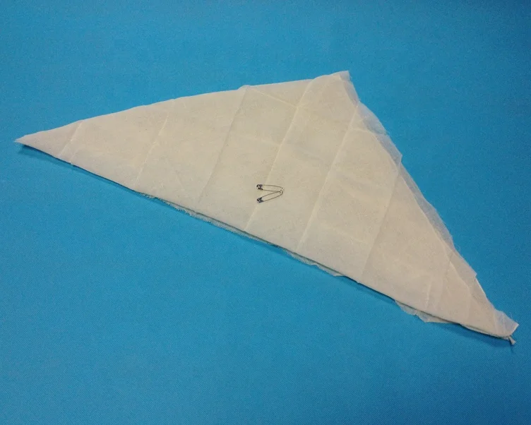 Medical Gauze Triangular Bandage, Non-woven Triangular Bandage 100 x 100 x 142 cm