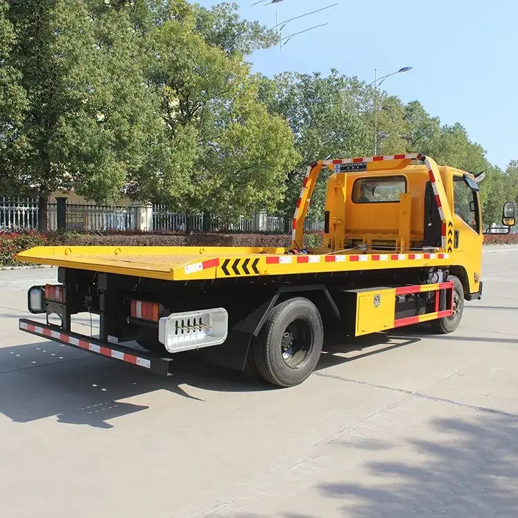 high quality Isuzu 4x2 wrecker truck Euro5 towing truck 5ton road wrecker truck for Sale
