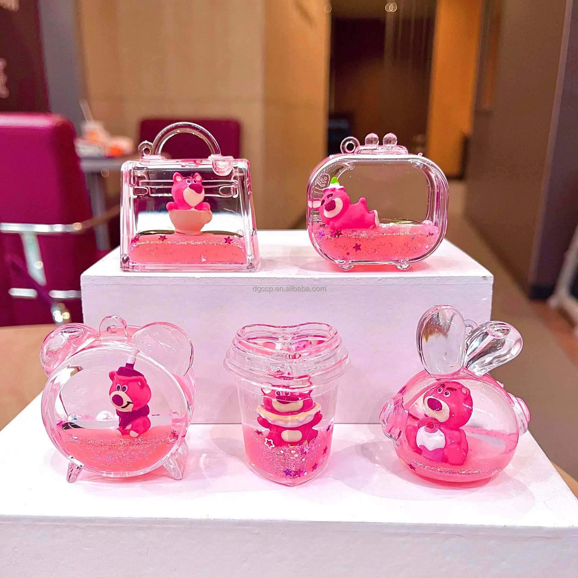 1batch=10PCS 100 design Cute Animal doll Liquid Floating Kawaii Acrylic Keychain bag Pendant Charm Key Ring for Girl Women