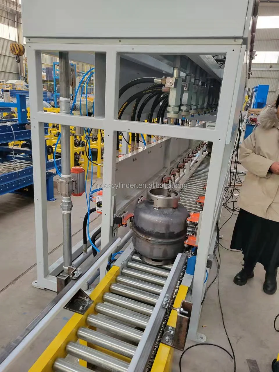 Газовый цилиндр сжиженного углеводородного газа, гидравлический испытательный стенд, производители оборудования