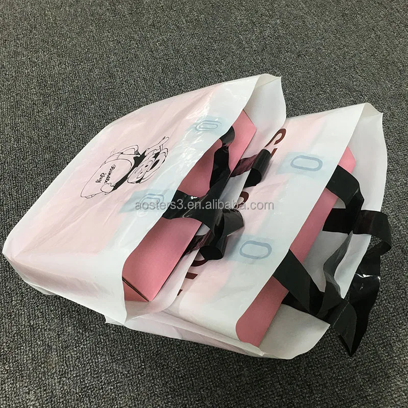 Wholesale clothing store bag hand carry gift bag clothes packaging plastic portable shopping bag