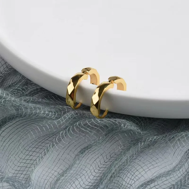 10 Mm Huggie lUxurious Hoop Filled Gold Earrings And Accessories Wholesale 18K Gold Plate With Name