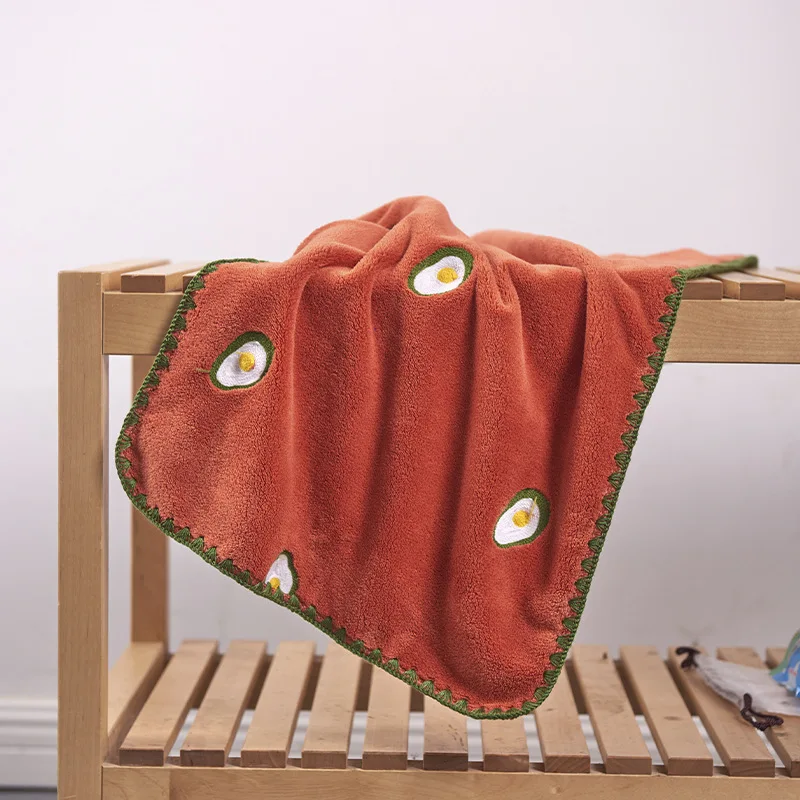 Absorbent soft coral suede towels do not shed easily