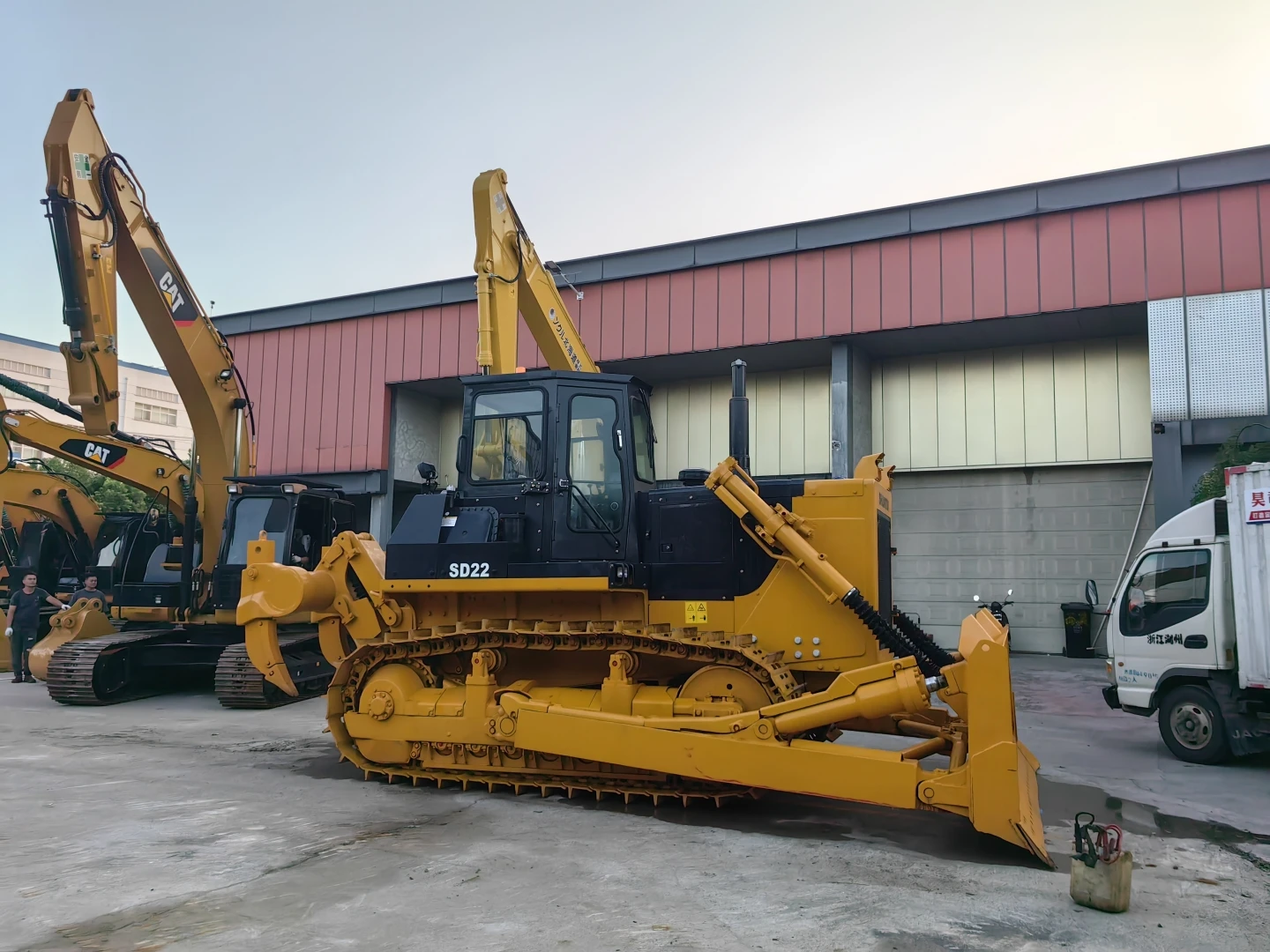 Good Quality Shantui SD22 Bulldozer Dozer Used Bulldozers SD16 SD32 Made in China