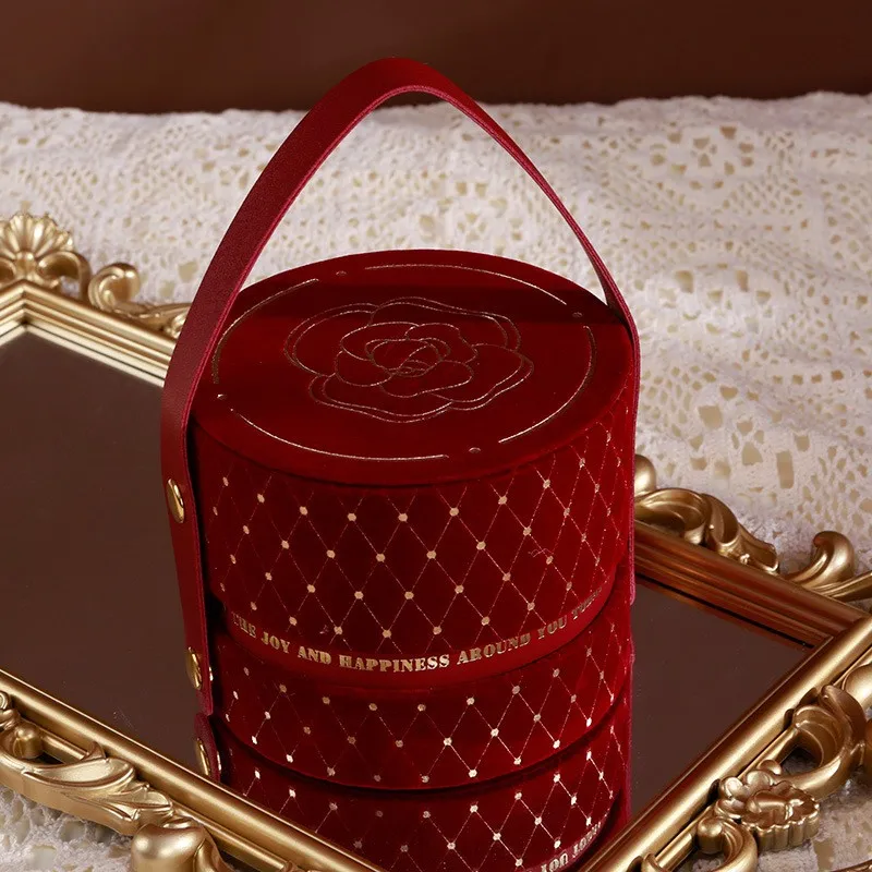 Luxury birthday Christmas candy box empty thank you gift boxes indian red velvet wedding favor decoration box with handle