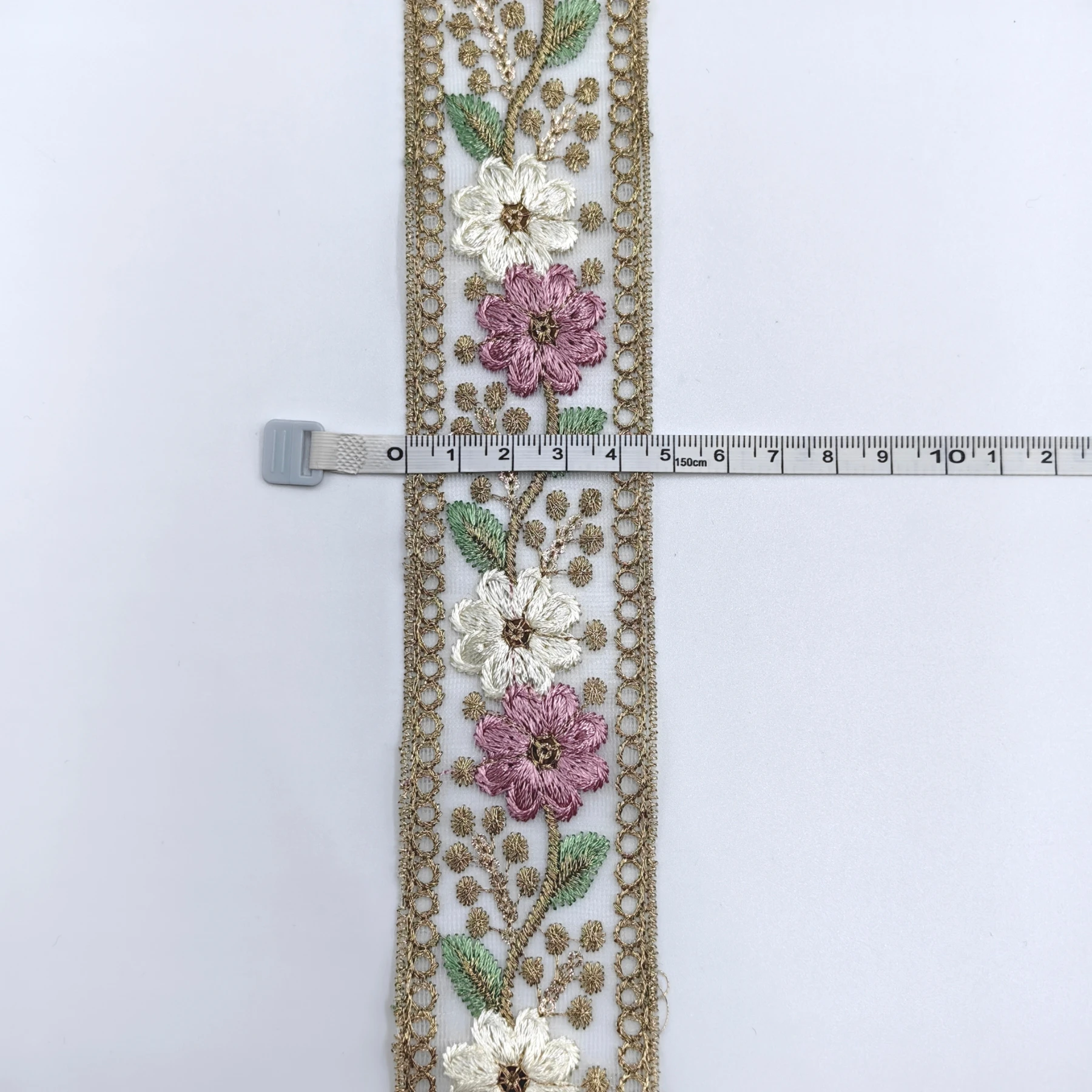 Hot Selling Gold Thread Bone Rope National Wind Multi-color Lace Embroidery Lace bar Code Dai Dance Clothing Design Accessories