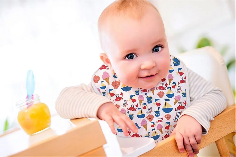
Wholesale cute cartoon soft vinyl personal care baby feeding bandana bibs 