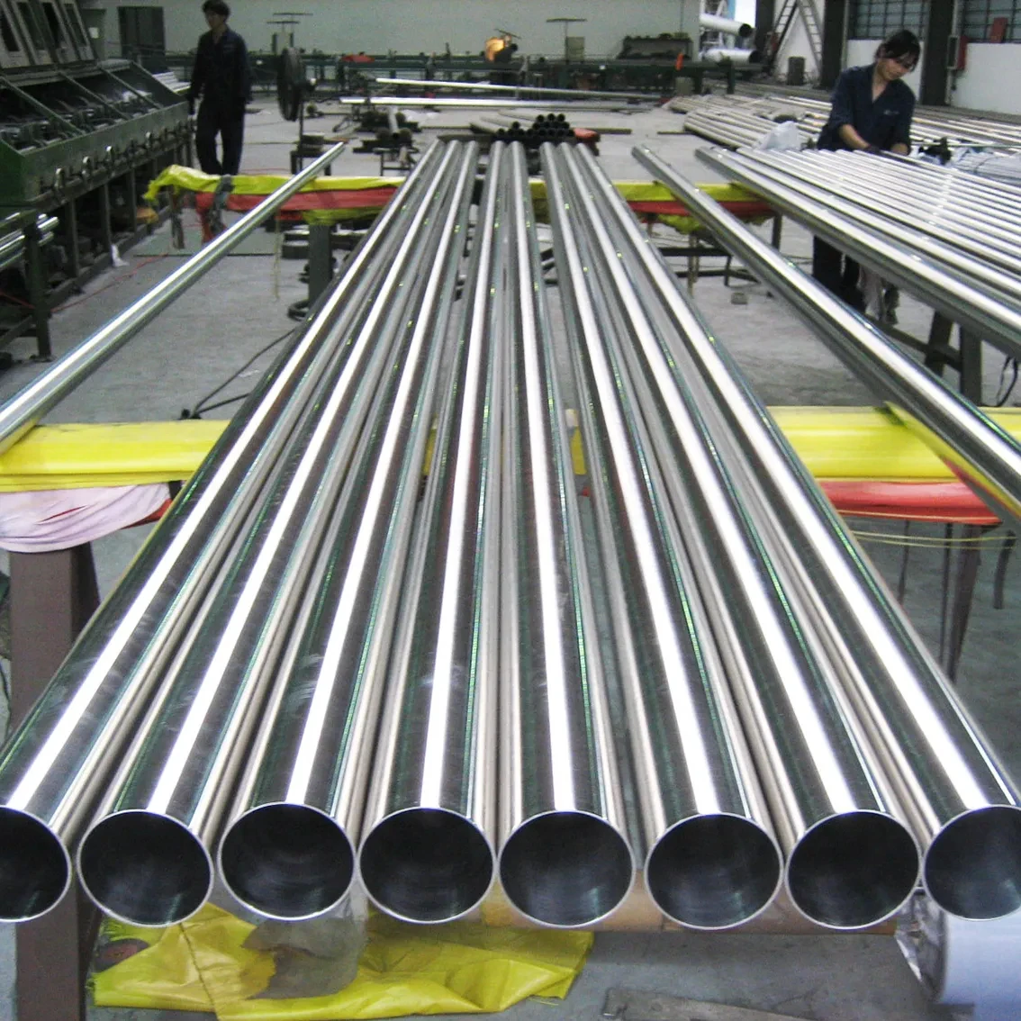 Factory Price AISI ASTM 310 304 316 316L 321 409 410 430 stainless steel pipe price Stainless Steel pipe