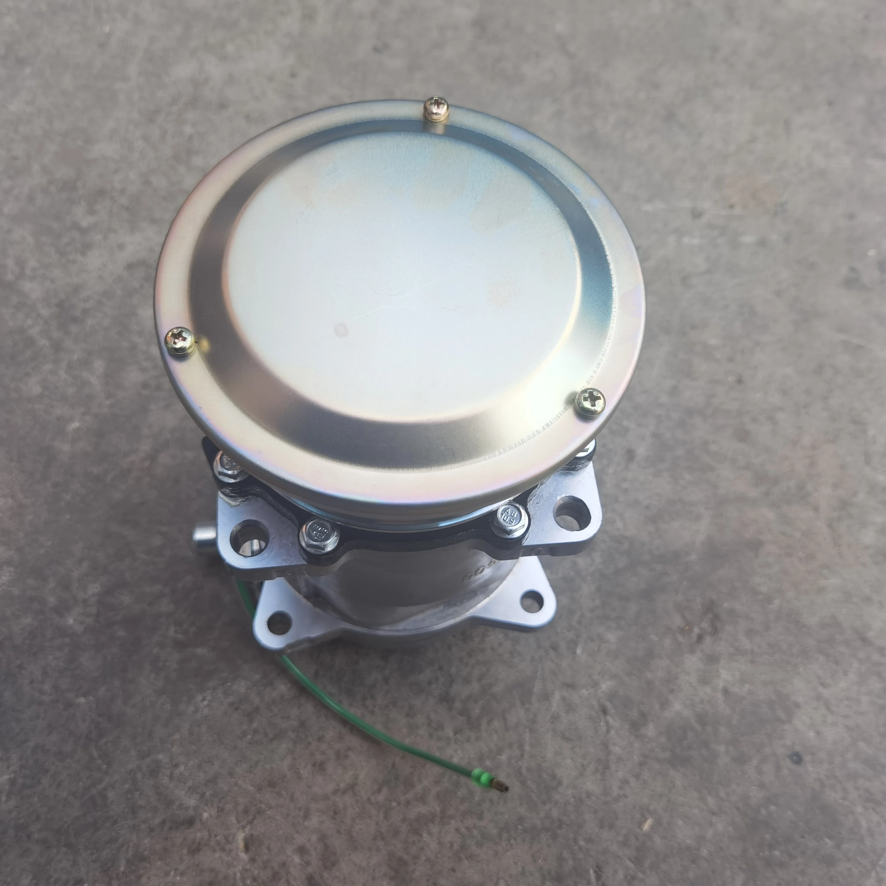 WG1500139016 Compressor assembly  Air Conditioning AC Compressor For Sinotruk Howo Parts