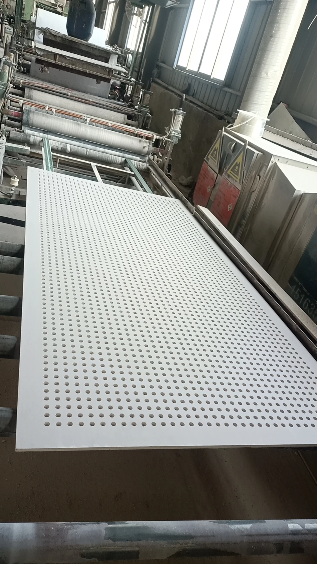 Perforated Glass Fiber Reinforced Paper Gypsum Board