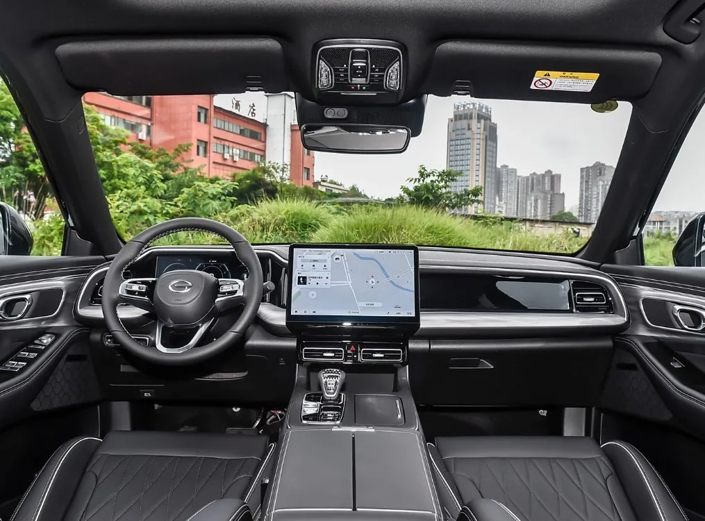 Китайский бензиновый автомобиль GAC Trumpchi Gs8 M8 Es9 Aion автомобильный производитель Подержанный внедорожник 2023