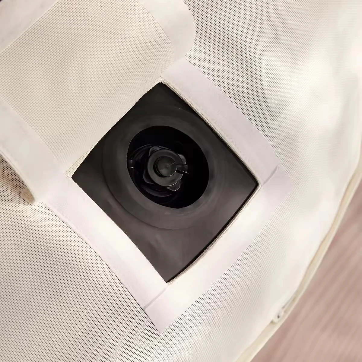 Hot models sunbathing inflatable lounger waterproof fade-resistant fabric coral striped swimming ring pool floats