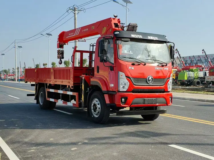 Shaanxi Automobile Xuande G Series 4*2 drive truck crane 21 meters lifting height 5 arm working radius 18 meters