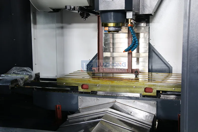 Low Cost VMC850 cnc Machining Center Machine