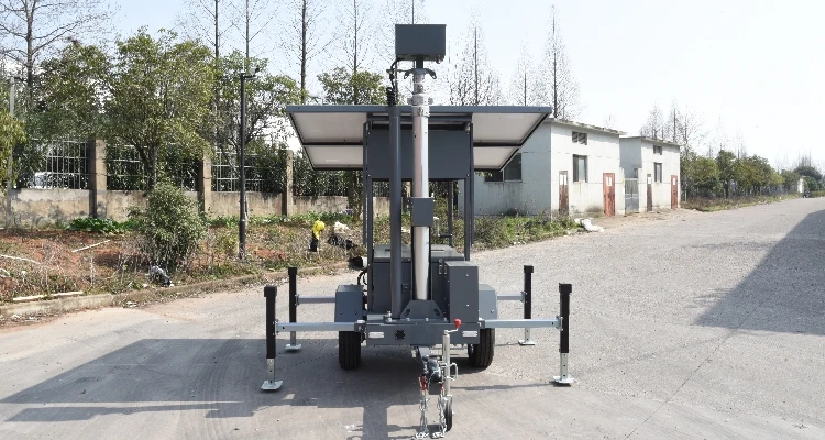 Mobile solar surveillance trailer with one 435W solar panel for safety