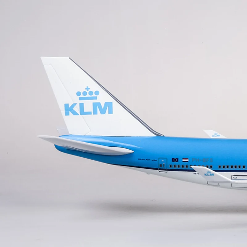 Factory Outlet 47cm Airplane Model Toy Garuda Netherlands Boeing 747 plastic Toy Airplane for boy gifts business