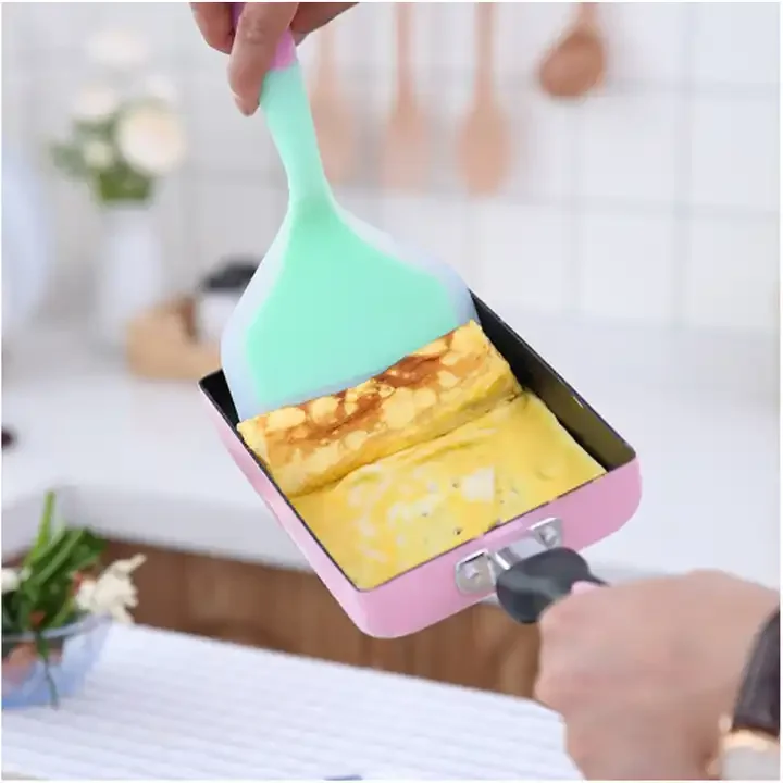 wholesale silicone frying spatula Translucent tamagoyaki spatula kitchen utensils