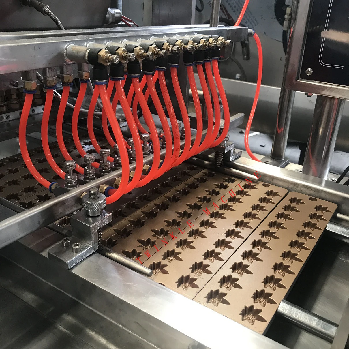 small soft gummy candy making machine small soft candy depositor