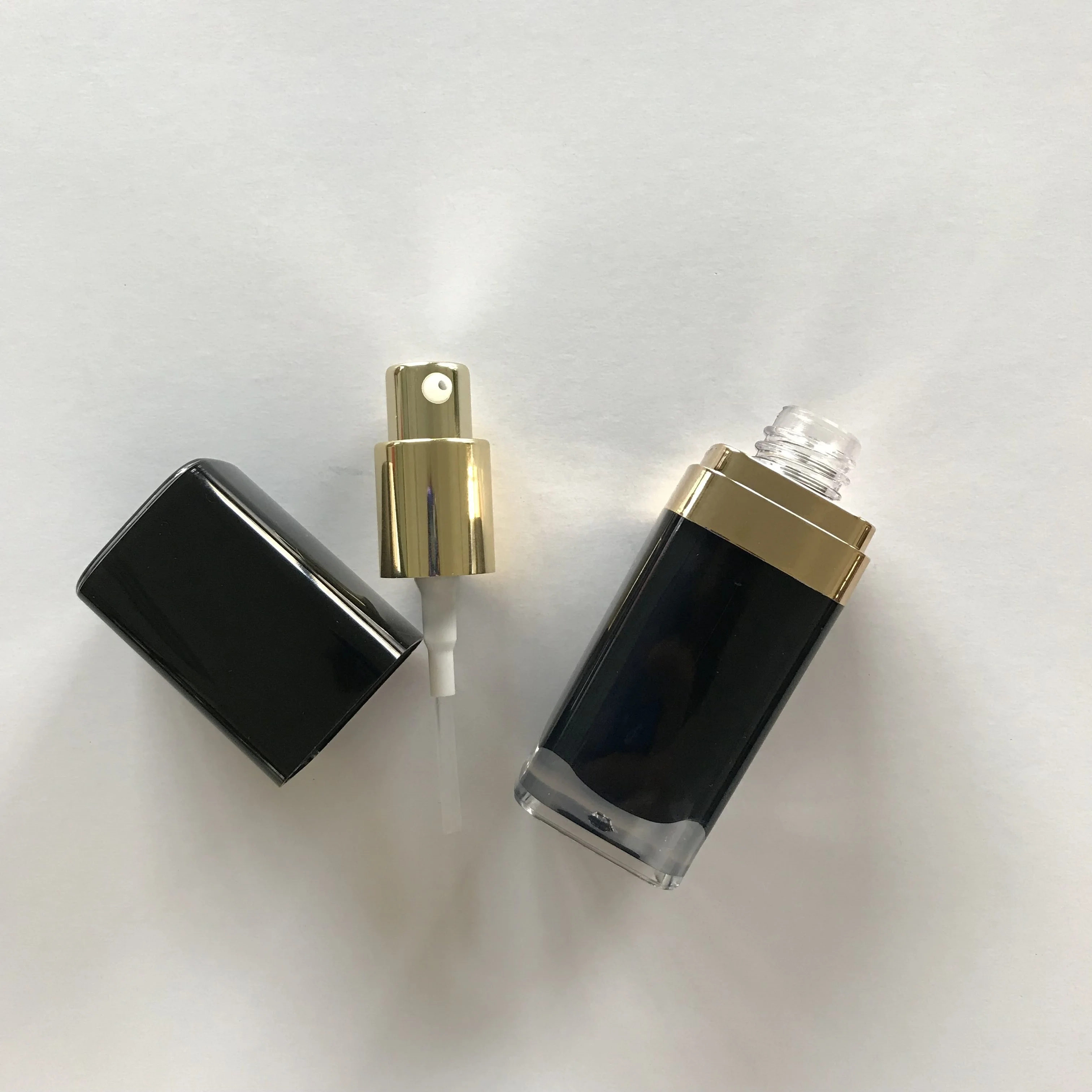 
15ml classic square PETG inner bottle lotion pump spray acrylic bottle 