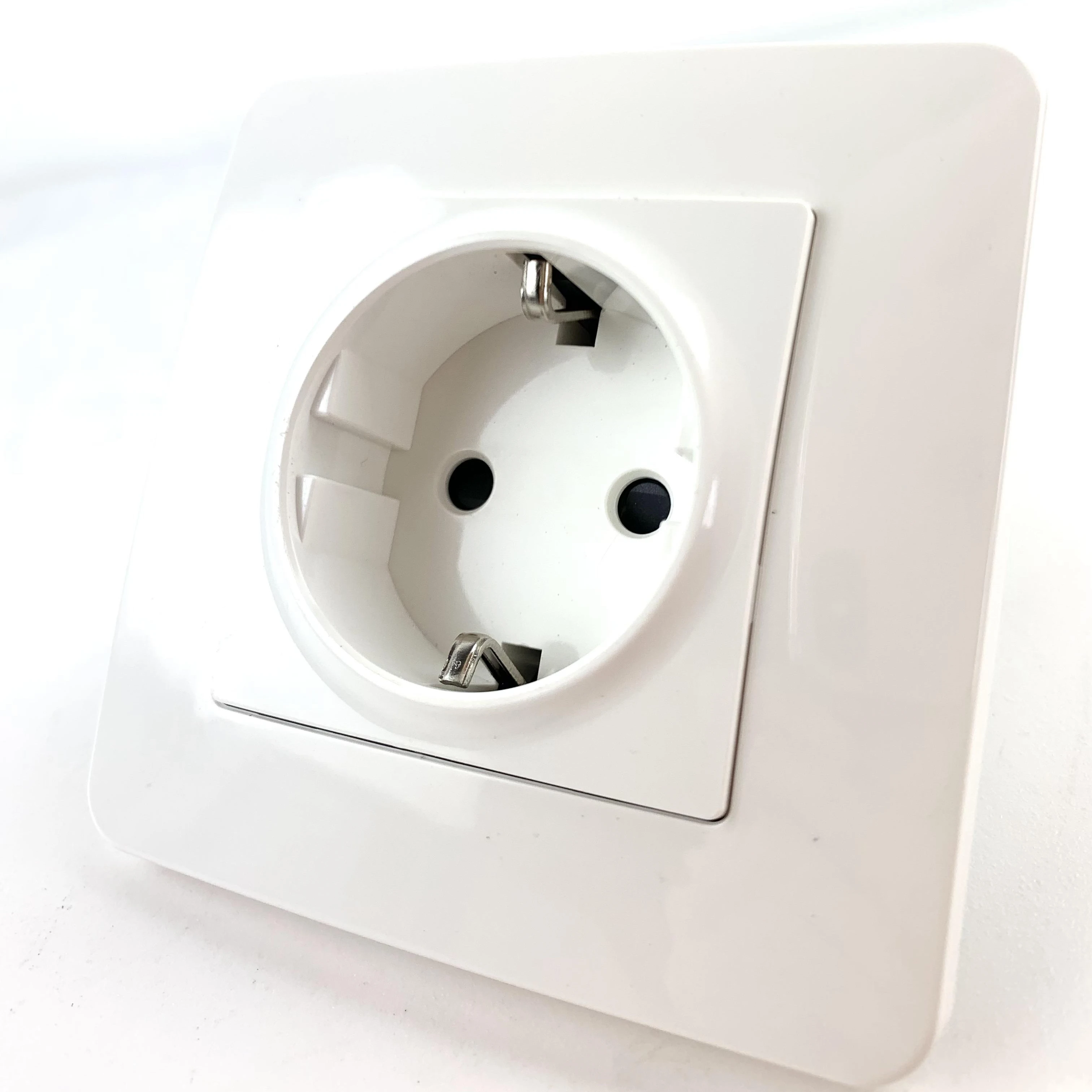 High quality UK/EU/AU/It/South Africa Standard USB wall power socket home light switch