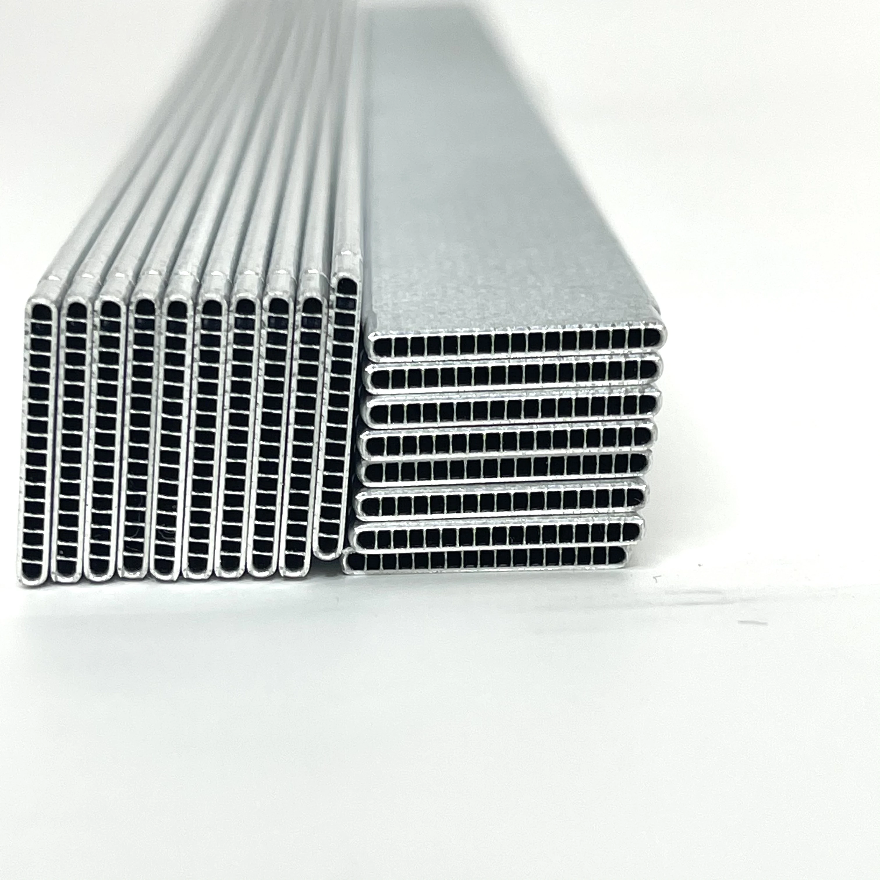 Manufacturers custom low price aluminum alloy flat aluminum tube micro channel radiator tube