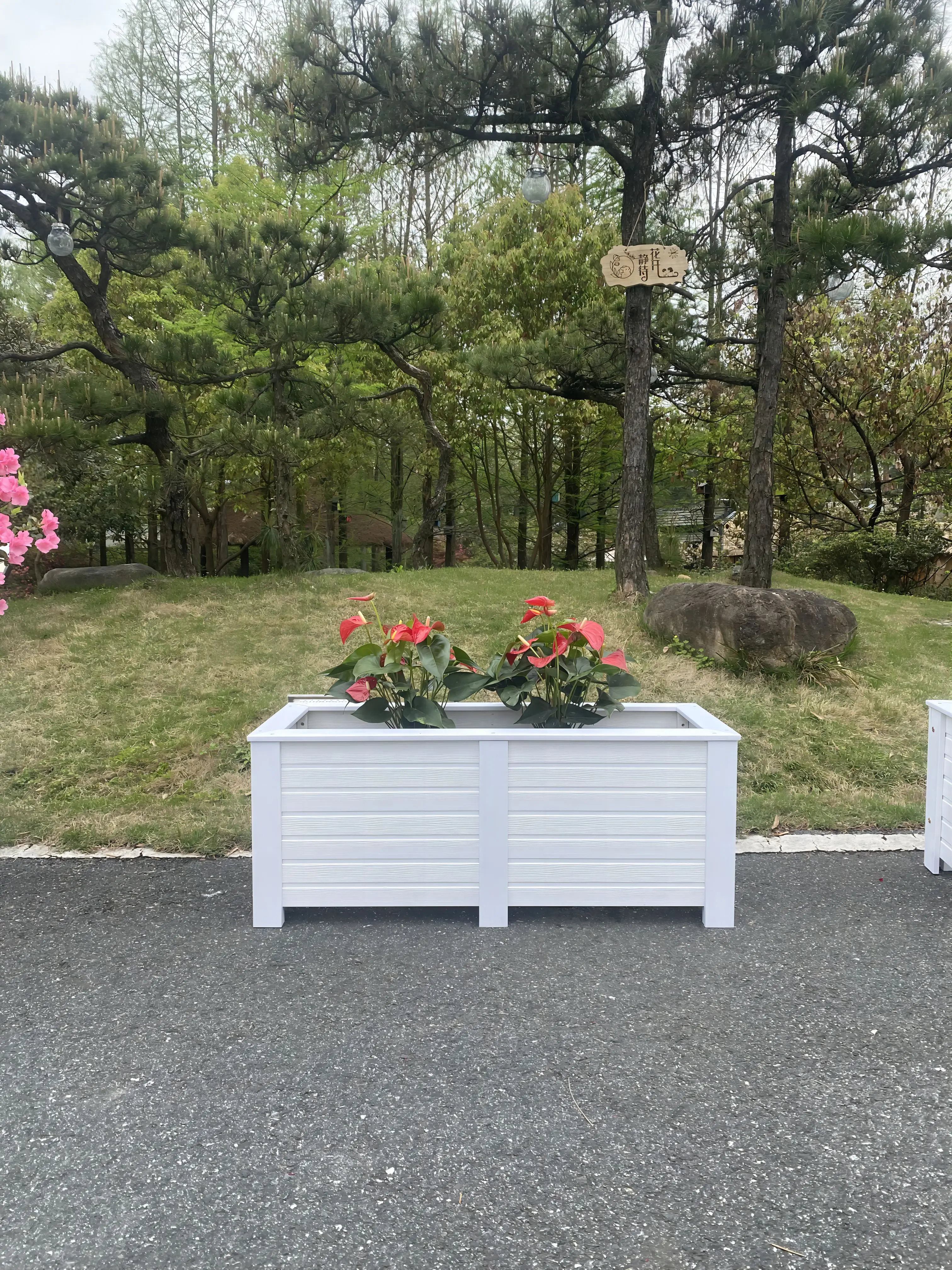 Weather Resistant PVC Rectangular plant pots White Large Plastic Plant Pots For Sidewalk