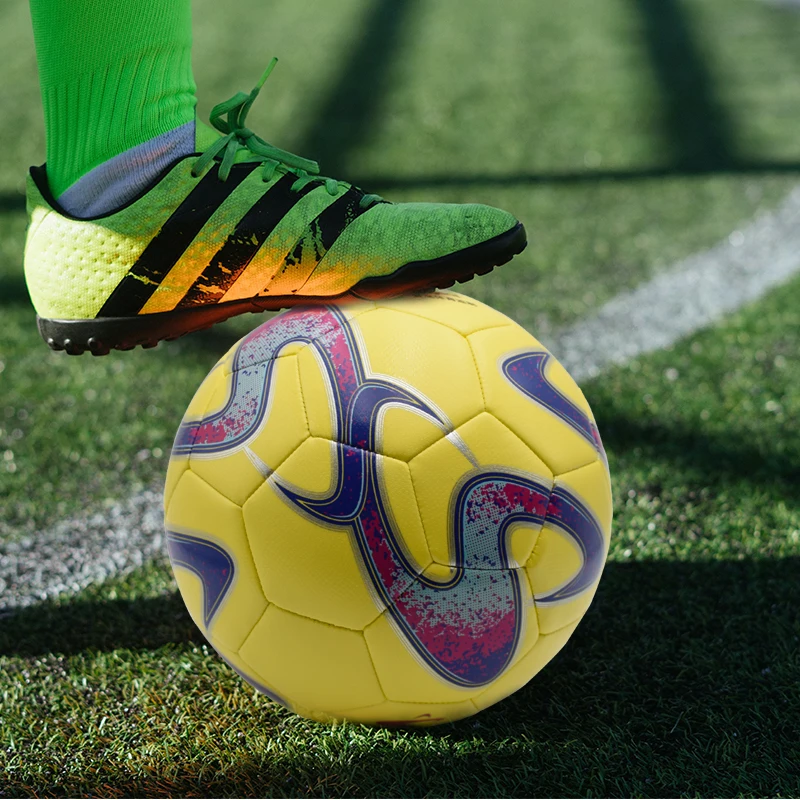 High Quality School Outdoor Football Synthetic Pu Laminated Official Size 5# Soccer Balls For Training