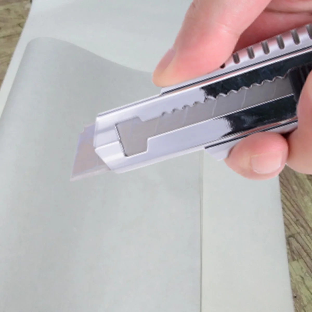 SHIND 37551 Aluminum Alloy Utility Knife 18mm*8 Snap-off Blade Multi-functional Cutter Removable Blade Snapper
