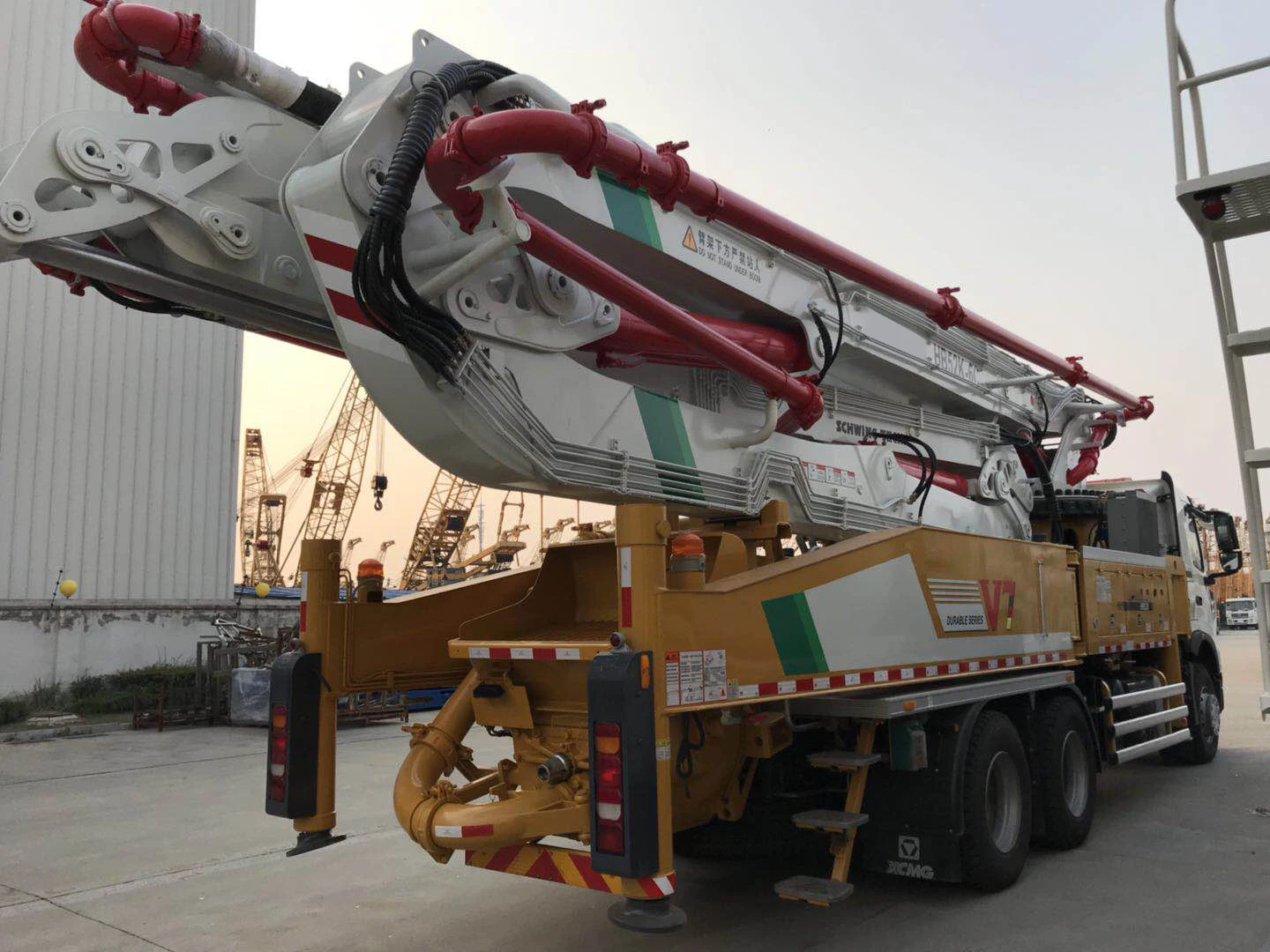 Energy saving Hybrid Pump Truck 52m Concrete pump truck HB52VH Howo 6x4 Chassis for Hot Sale