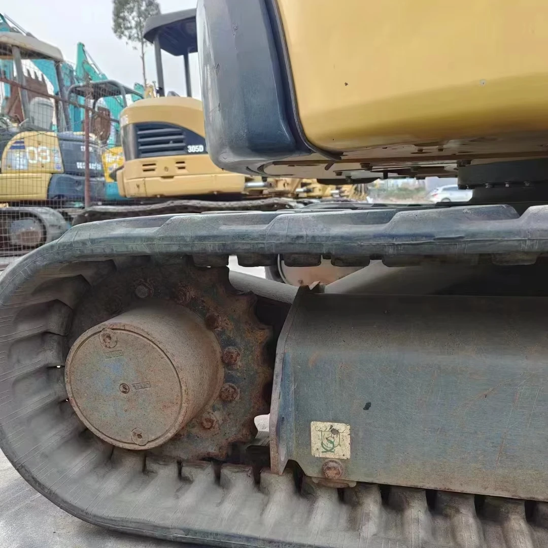 Экскаватор Komatsu PC40
